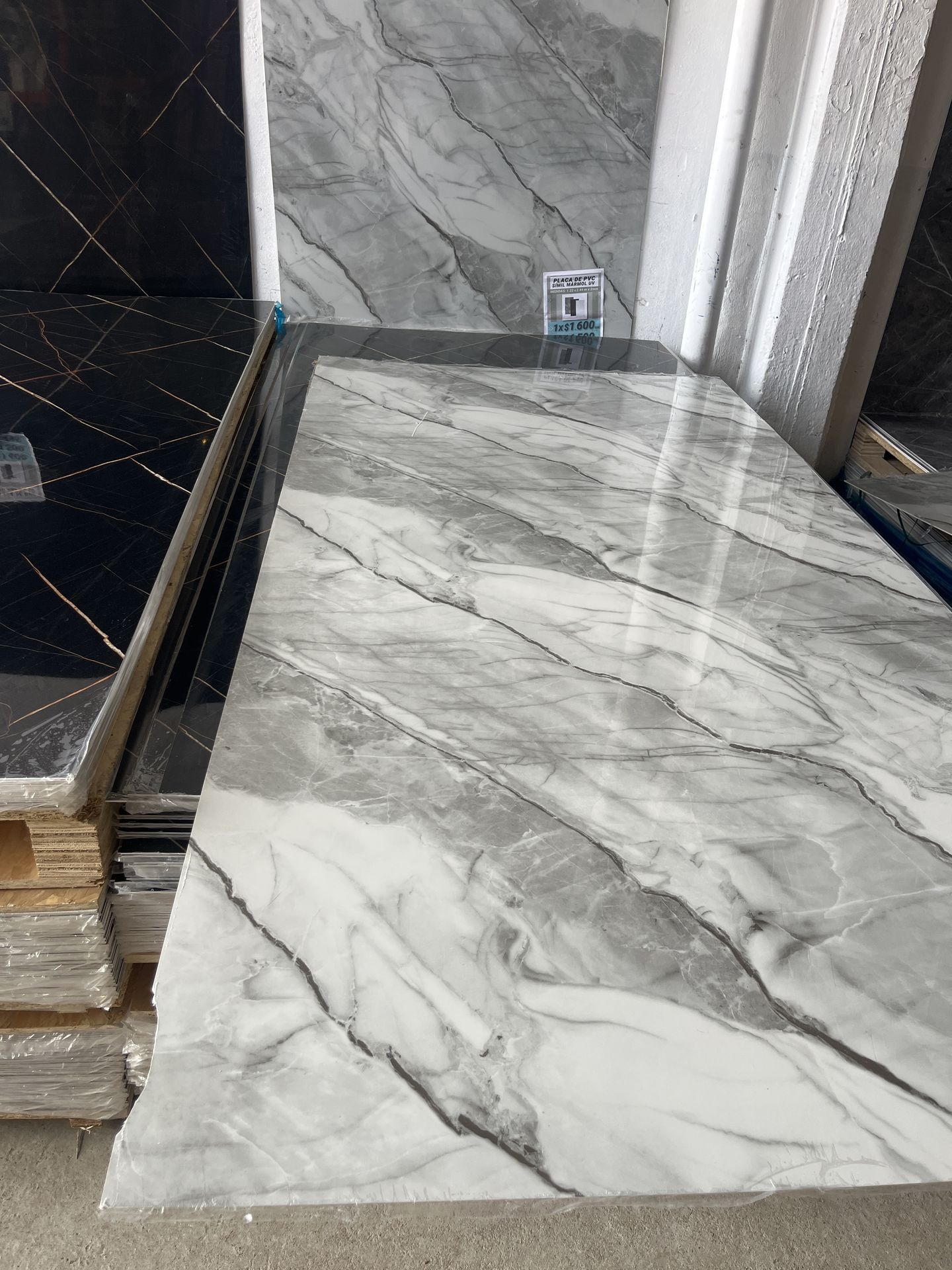 [OUT] Placa Pvc ( Marmol ) UV 1.22 x 2.44 m