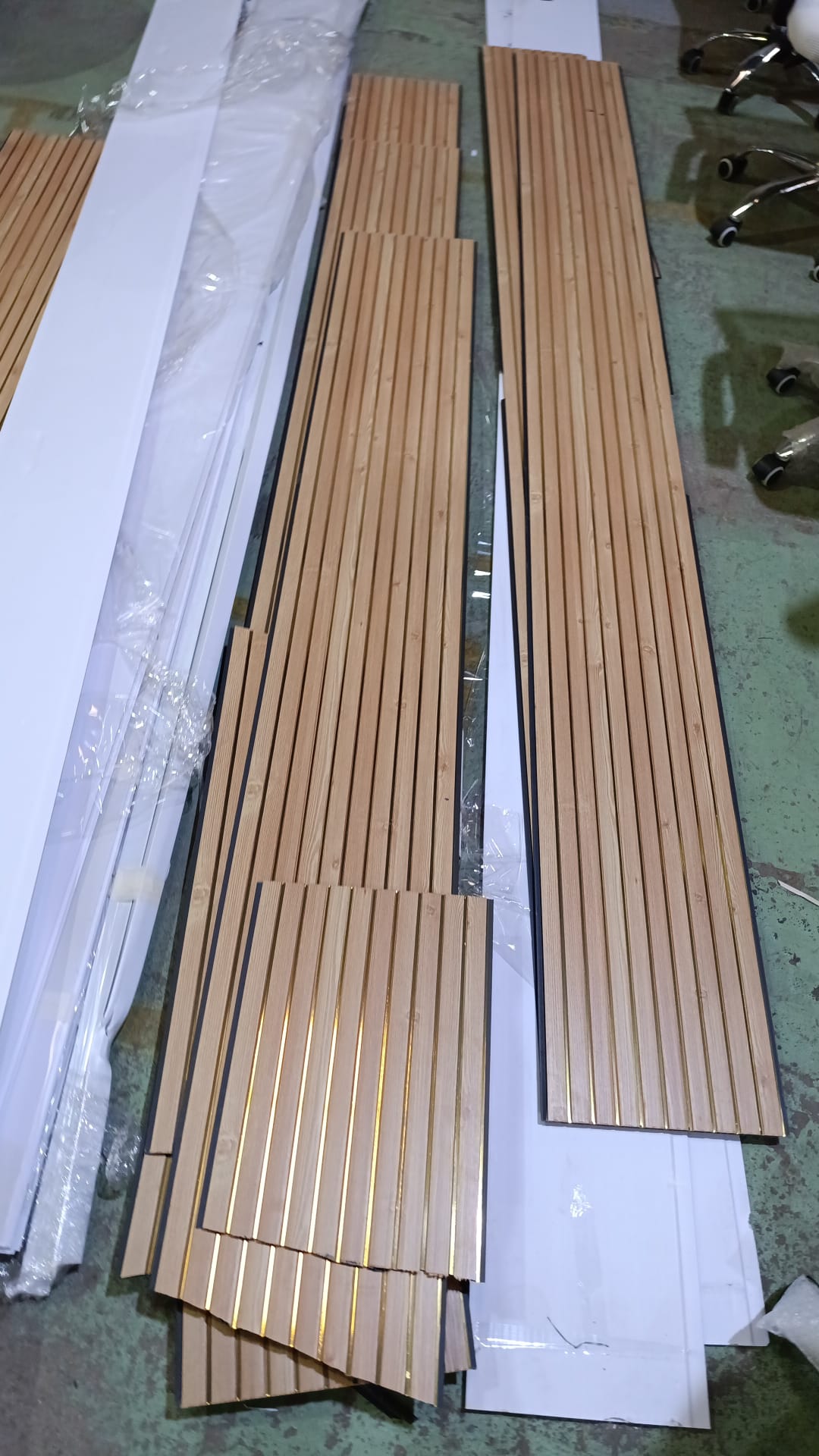 [OUT] Panel decorativo Fluted 2900×300×8mm — PF03